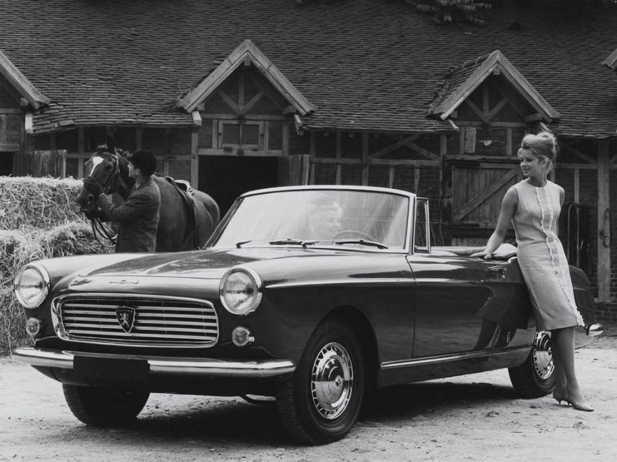  Peugeot 404 Cabriolet 1961 года  (фото 6 из 10)